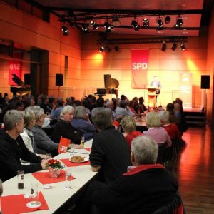 Volles Haus beim politischen Ascherdonnerstag in Pulheim