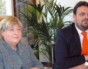 Helga Kühn Mengel und Guido van den Berg (Foto: Stölting)