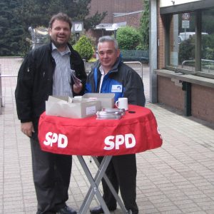 SPD vor dem Werkstor Niederaußem