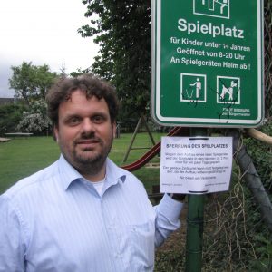 Guido van den Berg am Spielplatz Augustinerallee in Bedburg
