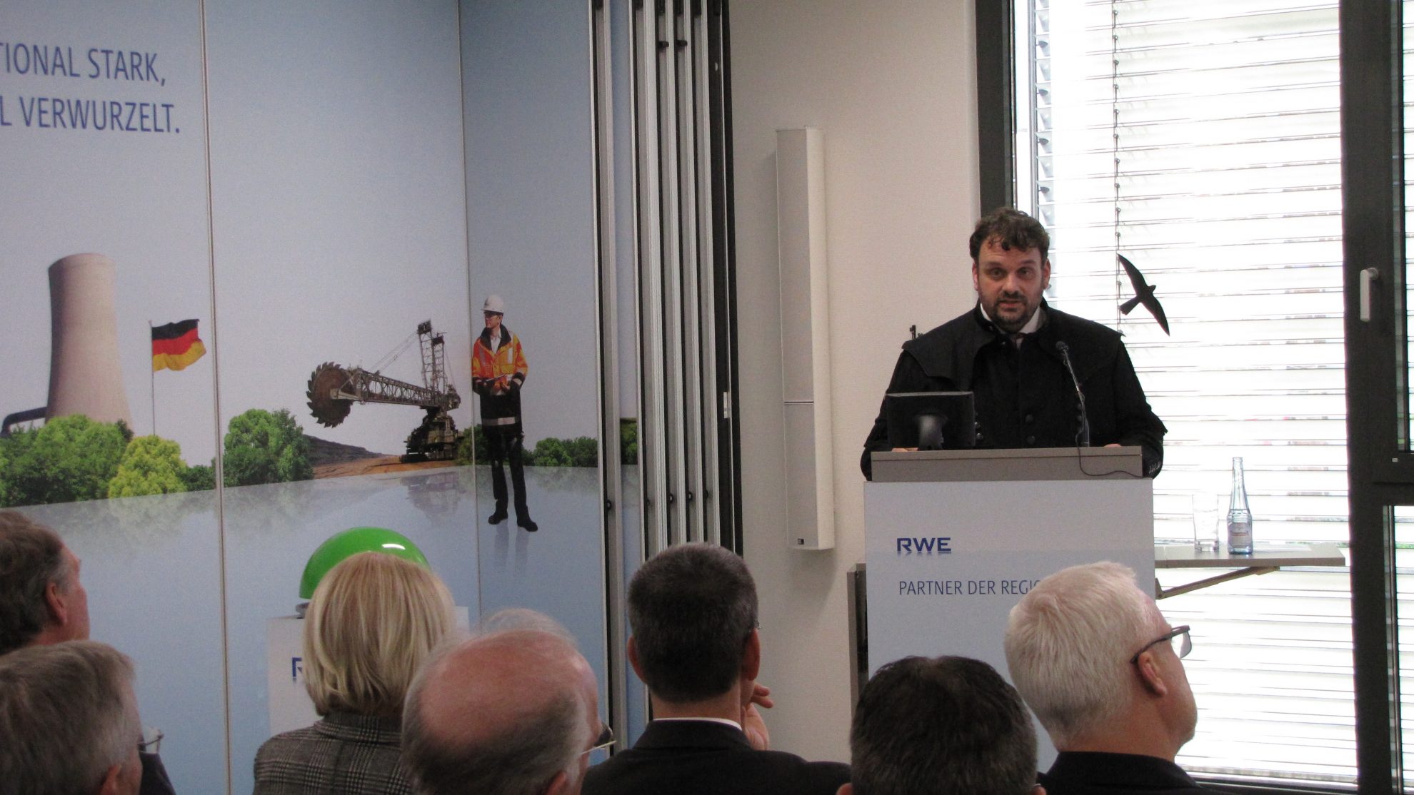 Rede zum Anlass der Inbetriebnahme des Syntheseteststands und Einrichtung der Stiftungsprofessur